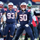 Raekwon McMillan (center) and the Patriots defense